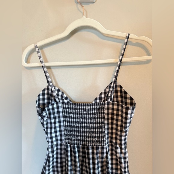 Giani Bini • Gingham Black and White Jumpsuit Sz XS Cutout Front Pockets‎ - Picture 7 of 10